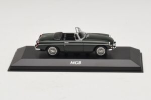 MG MGB Mk1 Groen Maxichamps 1:43 MG MGB Mk1 Groen Maxichamps 1:43 940131031 Metaal