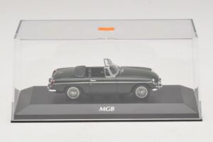 MG MGB Mk1 Groen Maxichamps 1:43 940131031 Metaal — afbeelding 4 van 5