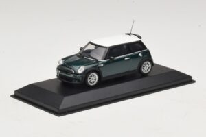 Mini Cooper One R50 Aero Green Met Wit Dak Minichamps 1:43 MINI011 Metaal — afbeelding 2 van 5