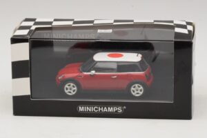 Mini Cooper One R50 Rood Met Japanse Vlag Minichamps 1:43 MINI034 Metaal — afbeelding 5 van 5