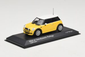 Mini Cooper One R50 met Aeropakket Geel Minichamps 1:43 431138274 Metaal — afbeelding 2 van 4