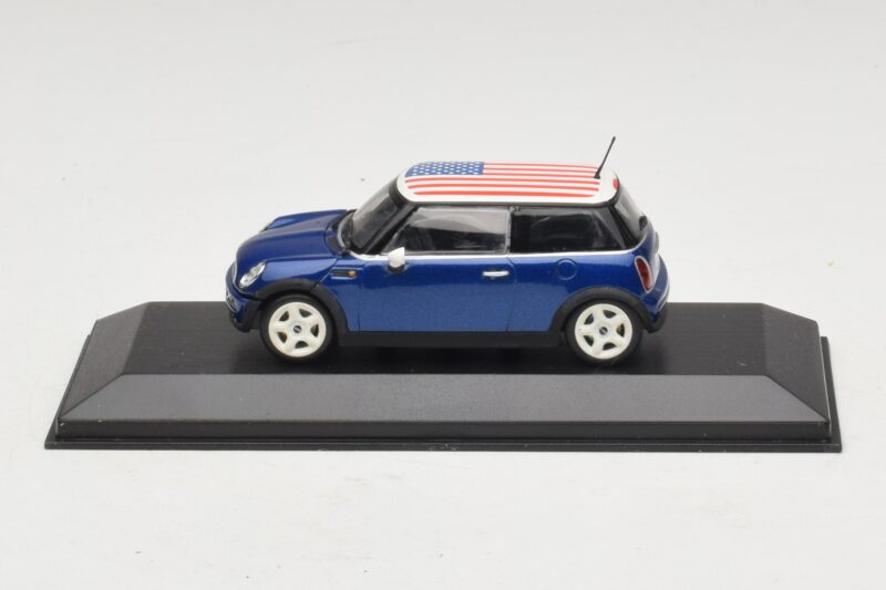 Mini Cooper S R53 Blauw Met Amerikaanse Vlag Minichamps 1:43 MINI014 Metaal