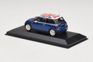 Mini Cooper S R53 Blauw Met Britse Vlag Minichamps 1:43 MINI026 Metaal — afbeelding 3 van 4