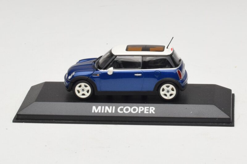Mini Cooper S R53 Donkerblauw Met Panoramadak Minichamps 1:43 MINI021 Metaal