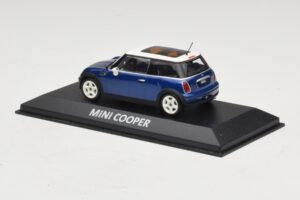Mini Cooper S R53 Donkerblauw Met Panoramadak Minichamps 1:43 MINI021 Metaal — afbeelding 3 van 4