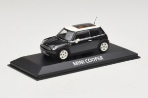 Mini Cooper S R53 Donkergroen Met Panoramadak Minichamps 1:43 MINI015 Metaal — afbeelding 2 van 4