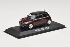 Mini Cooper S R53 Donkerrood Met Zwart Dak Minichamps 1:43 MINI028 Metaal — afbeelding 2 van 5