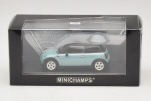Mini Cooper S R53 Lichtblauw Metallic Met Zwart Dak Minichamps 1:43 MINI030 Metaal — afbeelding 4 van 4