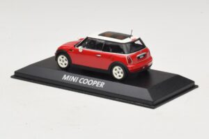 Mini Cooper S R53 Rood Met Panoramadak Minichamps 1:43 MINI024 Metaal — afbeelding 3 van 5