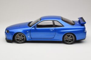 Nissan Skyline GT-R R34 V-Spec II Blauw Metallic OEM Velgen KK-Scale 1:12 KKDC120211-1 Metaal — afbeelding 4 van 8