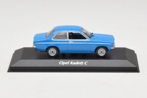 Opel Kadett C Blauw Maxichamps 1:43 940045601 Metaal