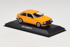 Opel Kadett D Oranje Maxichamps 1:43 940044101 Metaal — afbeelding 3 van 5
