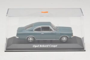 Opel Rekord C Coupé Blauw Maxichamps 1:43 940046121 Metaal — afbeelding 4 van 5