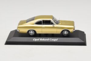Opel Rekord C Coupé Goud Maxichamps 1:43 940046120 Metaal