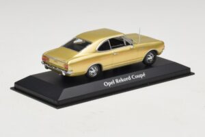 Opel Rekord C Coupé Goud Maxichamps 1:43 940046120 Metaal — afbeelding 2 van 5