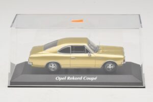 Opel Rekord C Coupé Goud Maxichamps 1:43 940046120 Metaal — afbeelding 4 van 5
