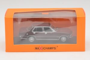 Opel Rekord D Donkerrood Maxichamps 1:43 940044000 Metaal — afbeelding 5 van 5
