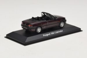 Peugeot 306 Cabriolet Paars Metallic Maxichamps 1:43 940112834 Metaal — afbeelding 2 van 5