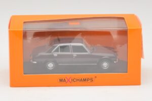 Peugeot 504 Donkerrood Maxichamps 1:43 940112500 Metaal — afbeelding 5 van 5