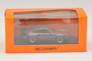 Porsche 911 930 Turbo 3.3 Bruin Maxichamps 1:43 940069001 Metaal — afbeelding 5 van 5