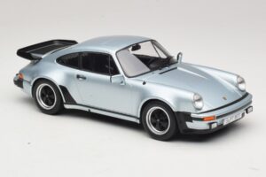 Porsche 911 930 Turbo 3.3 Zilver KK-Scale 1:18 KKDC181444 Metaal — afbeelding 4 van 6