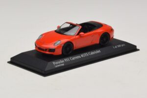 Porsche 911 991.1 Carrera 4 GTS Cabriolet Oranje Minichamps 1:43 410067331 Metaal — afbeelding 2 van 5
