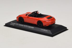 Porsche 911 991.1 Carrera 4 GTS Cabriolet Oranje Minichamps 1:43 410067331 Metaal — afbeelding 3 van 5