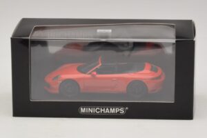 Porsche 911 991.1 Carrera 4 GTS Cabriolet Oranje Minichamps 1:43 410067331 Metaal — afbeelding 5 van 5