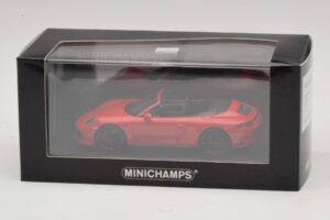 Porsche 911 991.1 Carrera 4 GTS Cabriolet Rood Minichamps 1:43 410067330 Metaal — afbeelding 5 van 5