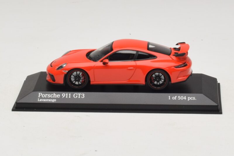 Porsche 911 991.1 GT3 Oranje Minichamps 1:43 410066024 Metaal