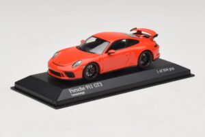 Porsche 911 991.1 GT3 Oranje Minichamps 1:43 410066024 Metaal — afbeelding 2 van 5