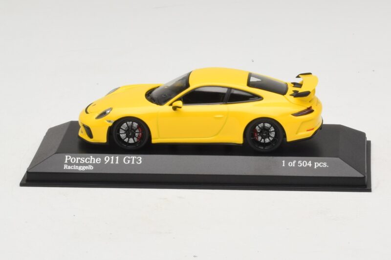 Porsche 911 991.1 GT3 Geel Minichamps 1:43 410066020 Metaal