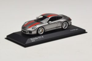 Porsche 911 991.1 R Zilver Met Oranje Strepen Minichamps 1:43 410066222 Metaal — afbeelding 2 van 5