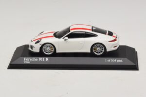 Porsche 911 991.1 R Wit Met Rode Strepen Minichamps 1:43 410066220 Metaal — afbeelding 2 van 6