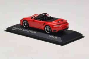 Porsche 911 991.1 Turbo S Cabriolet Rood Minichamps 1:43 410067180 Metaal — afbeelding 3 van 5