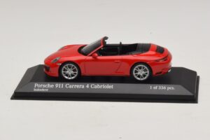 Porsche 911 991.2 Carrera 4 Cabriolet Rood Minichamps 1:43 410067230 Metaal