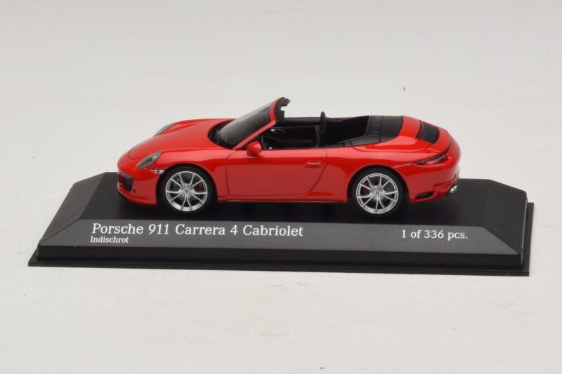 Porsche 911 991.2 Carrera 4 Cabriolet Rood Minichamps 1:43 410067230 Metaal