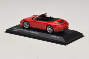 Porsche 911 991.2 Carrera 4 Cabriolet Rood Minichamps 1:43 410067230 Metaal — afbeelding 3 van 5