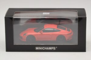Porsche 911 991.2 Carrera 4 GTS Oranje Minichamps 1:43 410067321 Metaal — afbeelding 5 van 5