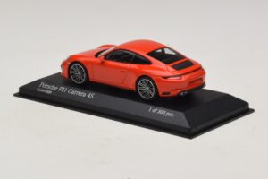 Porsche 911 991.2 Carrera 4S Oranje Minichamps 1:43 410067241 Metaal — afbeelding 3 van 5
