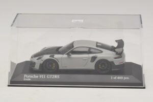 Porsche 911 991.2 GT2 RS Chalk Minichamps 1:43 410067237 Metaal — afbeelding 4 van 5