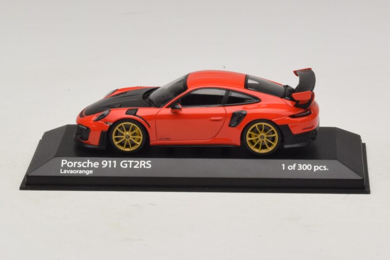 Porsche 911 991.2 GT2 RS Oranje Minichamps 1:43 410067229 Metaal