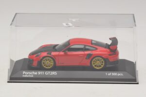 Porsche 911 991.2 GT2 RS Rood Minichamps 1:43 410067227 Metaal — afbeelding 4 van 5