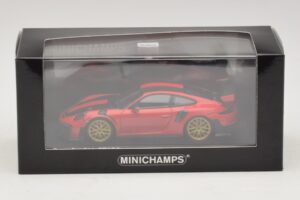 Porsche 911 991.2 GT2 RS Weissach Package Rood Minichamps 1:43 410067221 Metaal — afbeelding 5 van 5