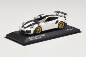 Porsche 911 991.2 GT2 RS Weissach Package Wit Minichamps 1:43 410067222 Metaal — afbeelding 2 van 5