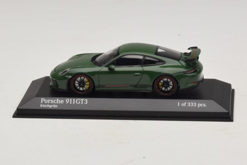 Porsche 911 991.2 GT3 Groen Minichamps 1:43 410066028 Metaal