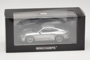 Porsche 911 991.2 GT3 Touring Zilver Minichamps 1:43 410067422 Metaal — afbeelding 5 van 5