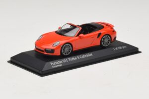 Porsche 911 991 Turbo S Cabriolet Oranje Minichamps 1:43 410067181 Metaal — afbeelding 2 van 5