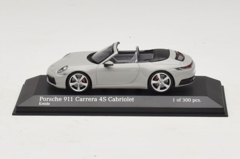 Porsche 911 992 Carrera 4S Cabriolet Grijs Minichamps 1:43 410069331 Metaal