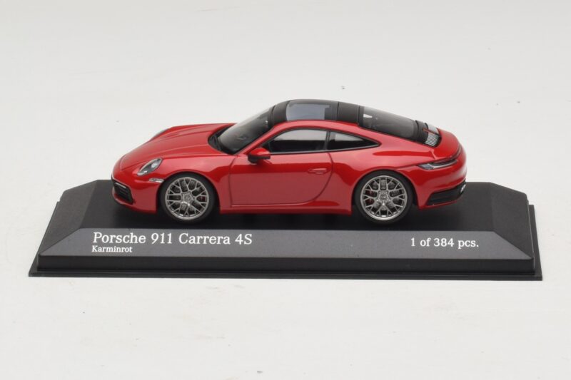 Porsche 911 992 Carrera 4S Rood Minichamps 1:43 410069321 Metaal
